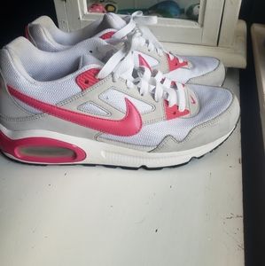 Women's Nike Air Max Size 8.5